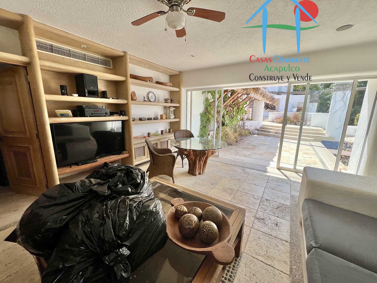 Casa La Strega - Sala de televisión 3